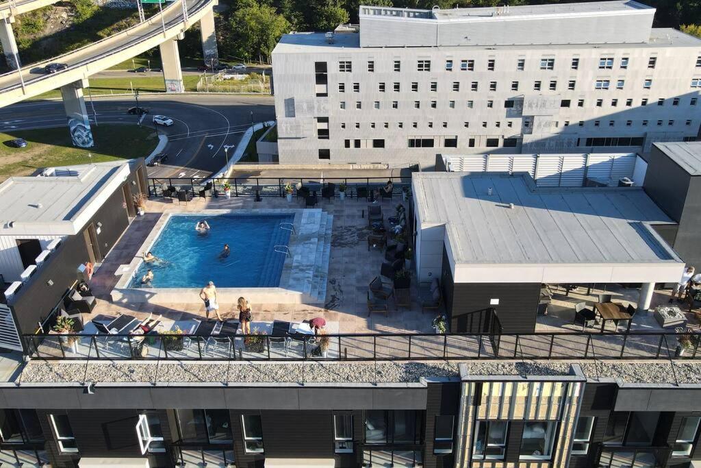 Condo Chic, Centre-Ville Piscine, Terrasse, Gym Quebec City Exterior photo